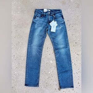 Moussy Vintage Women's Mallard Slim Straight Jeans. NEW with tags! Size 24